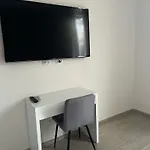 La Piazzetta 3*